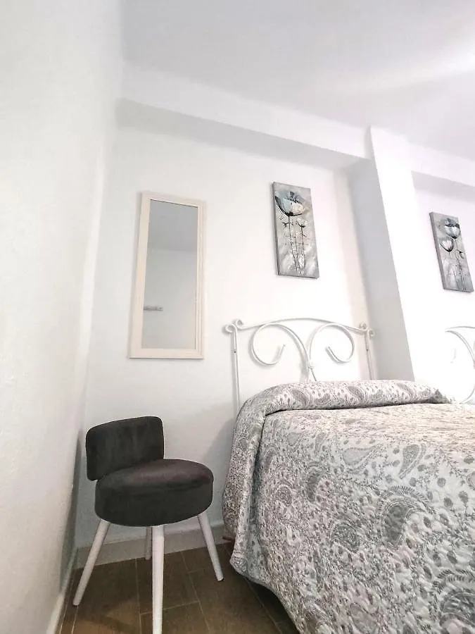 Infantes Beach Apartment 토레델마르